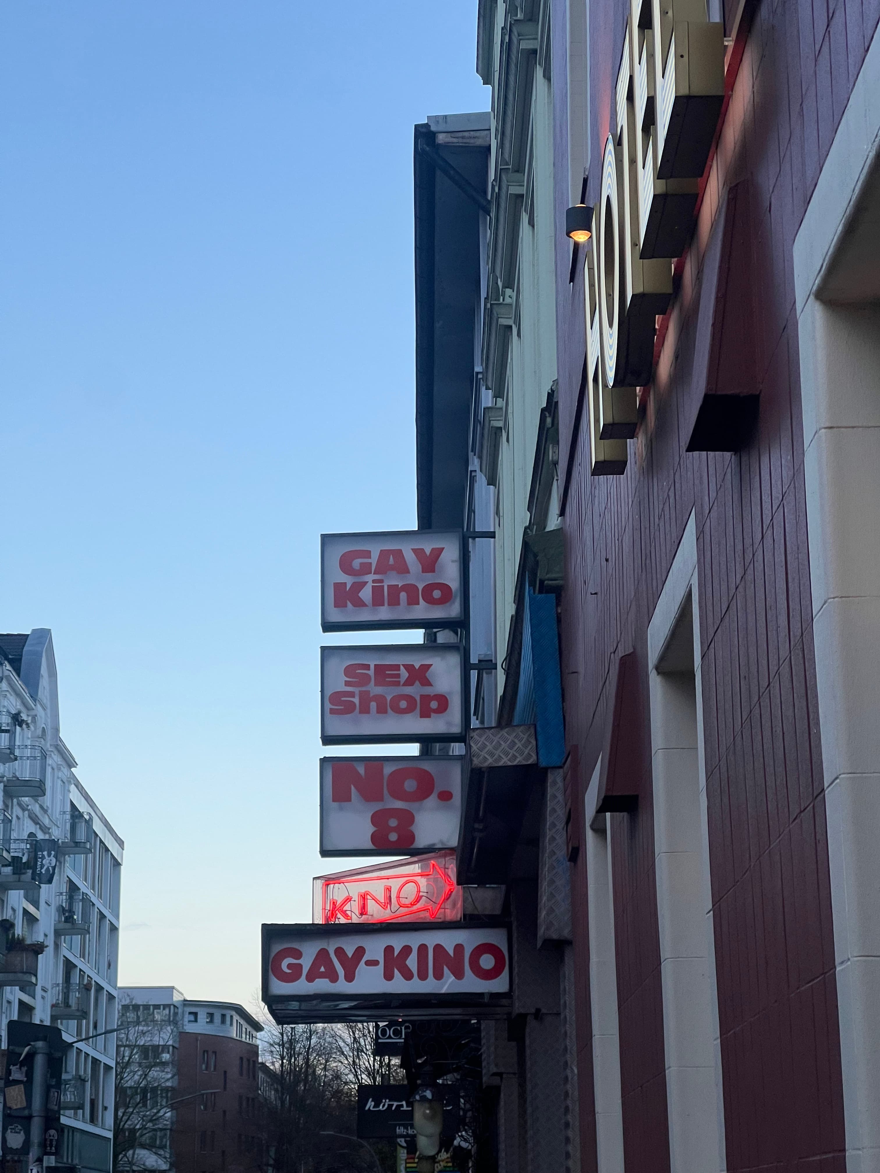 Golden Pudel Club